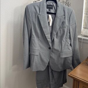 Banana Republic Grey Suit size 16 NWT
